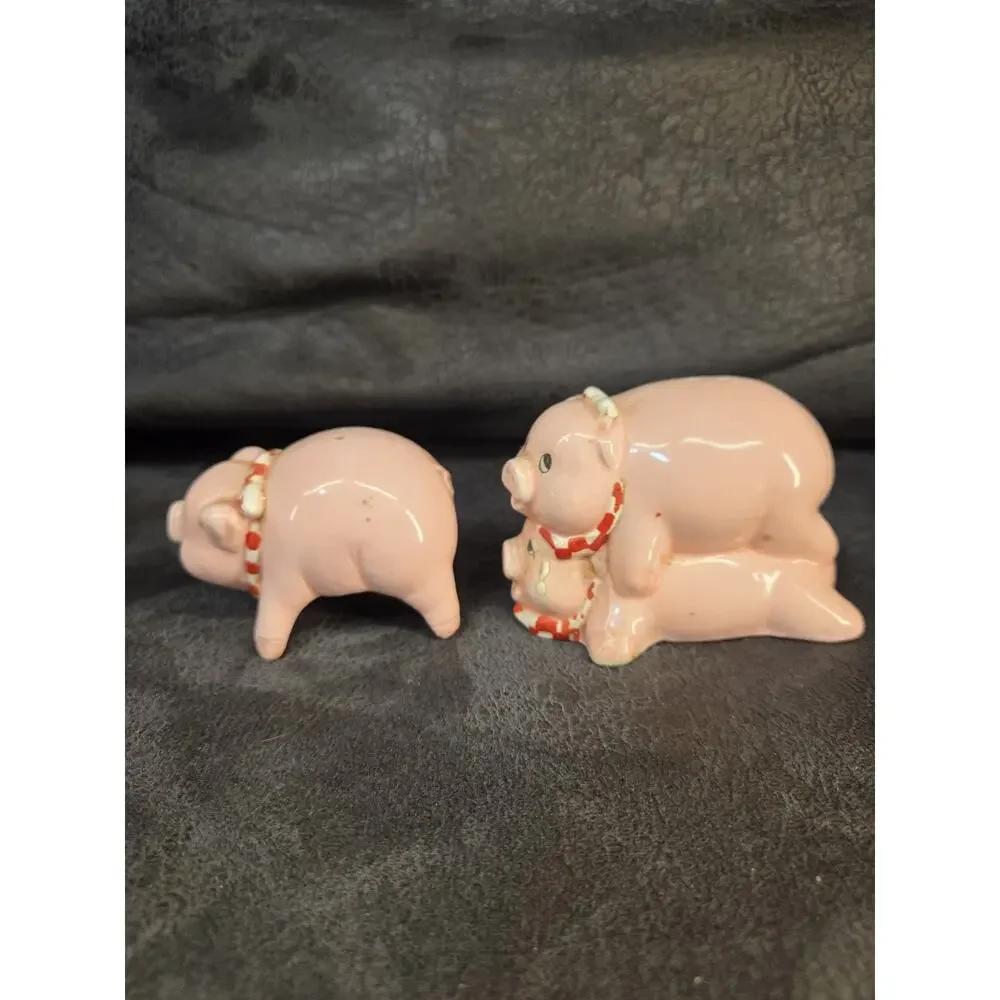 Vintage Pink Pig Salt & Pepper Shakers Piggyback Stacking Anthropomorphic Japan